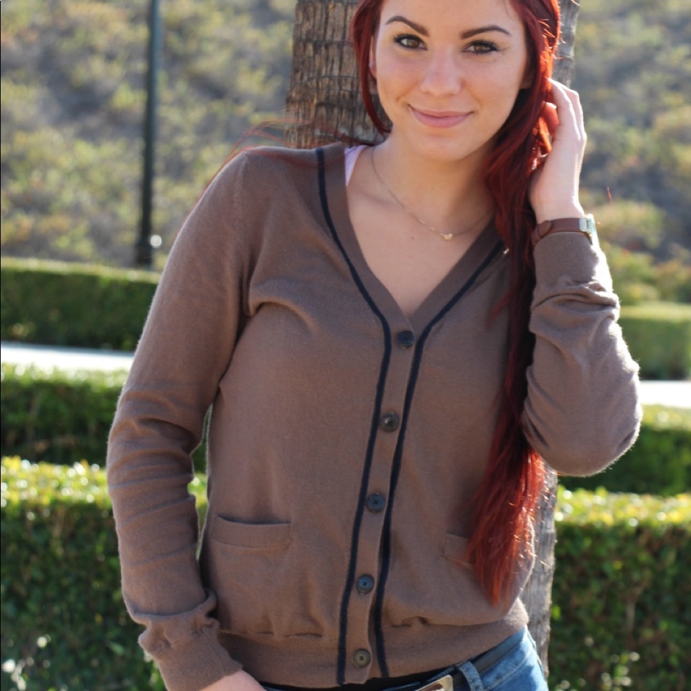 Gap V-Neck Cardigan